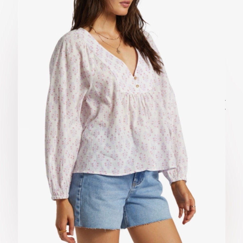 NWT Billabong Amber Floral Top Size Large